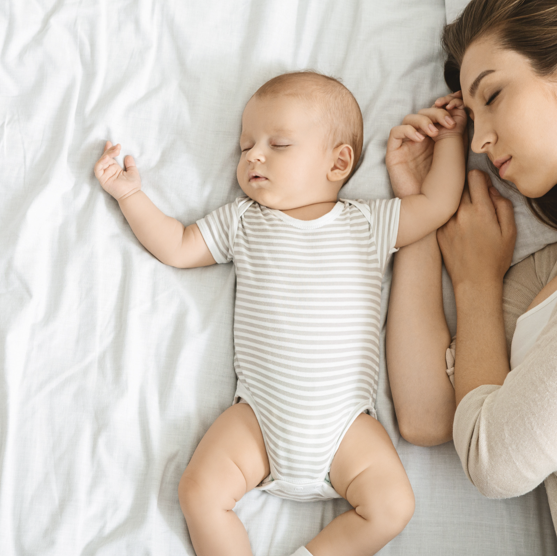 Samen slapen met je baby: hoe doe je dat veilig?